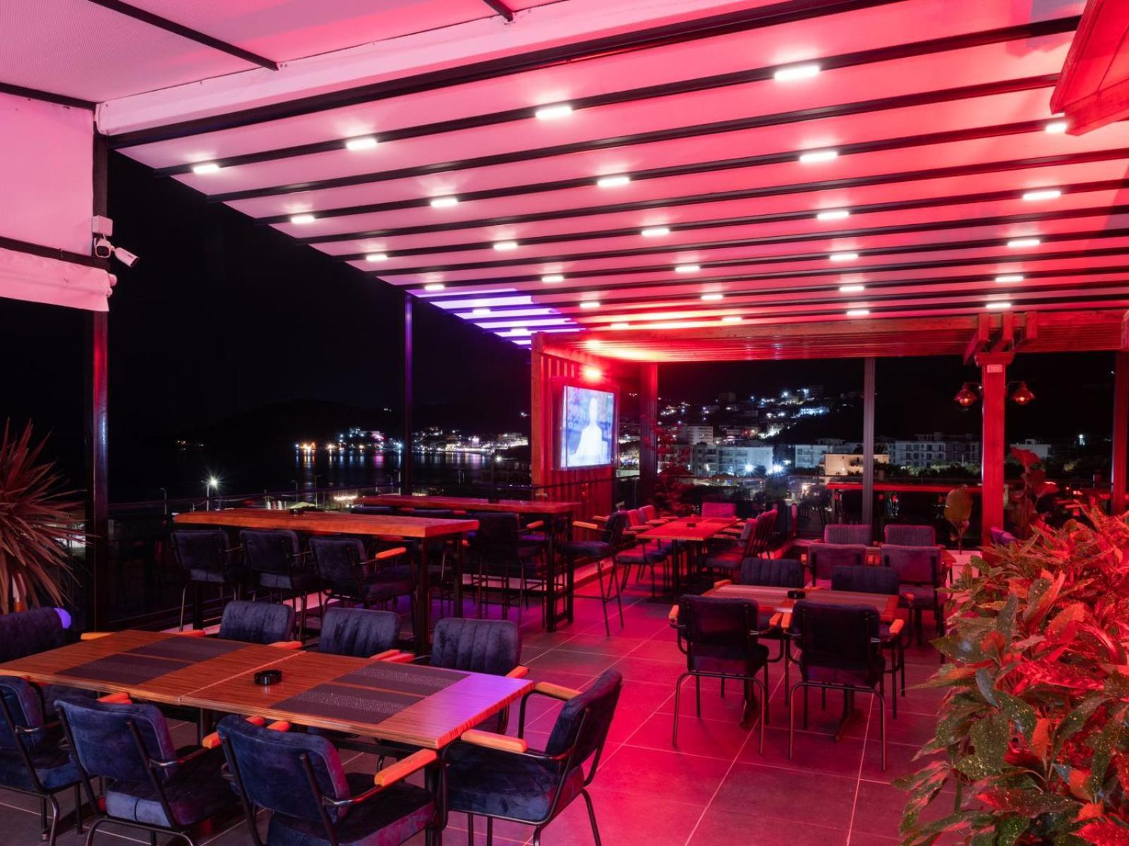 Nia Boutique Hotel By Rapo'S Resort Himare Exterior foto
